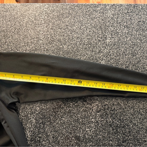 Black Lululemon Drysense Long-Sleeve Shirt - Picture 5 of 5